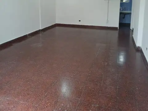 Local en Alquiler en Boca, $ 900.000