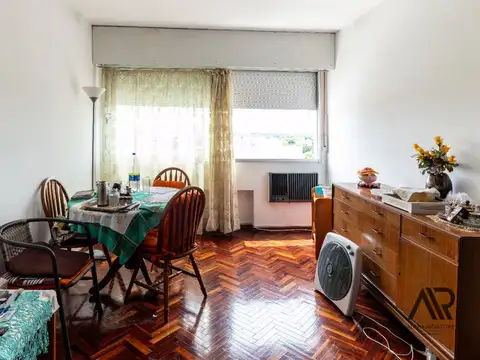 Av. 18 de Julio 2000