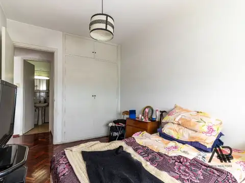 Av. 18 de Julio 2000