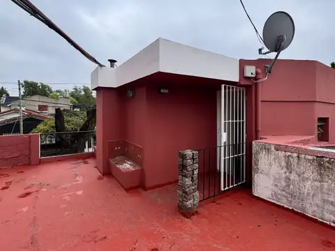 Depto Tipo Casa en Alquiler de 2 ambientes