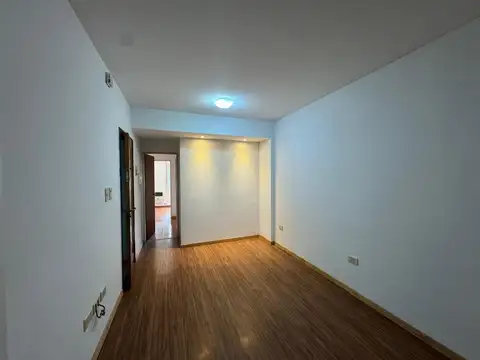Departamento en Alquiler en Abasto, $ 620.000