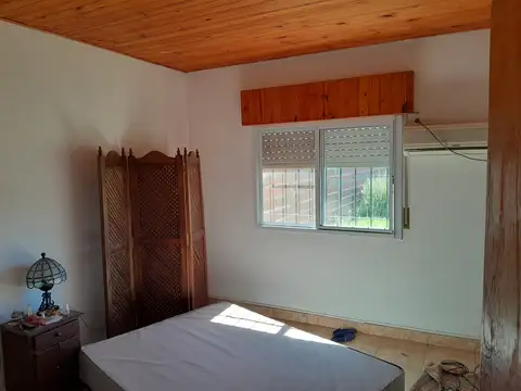 Casa 2 ambientes con 1 baño