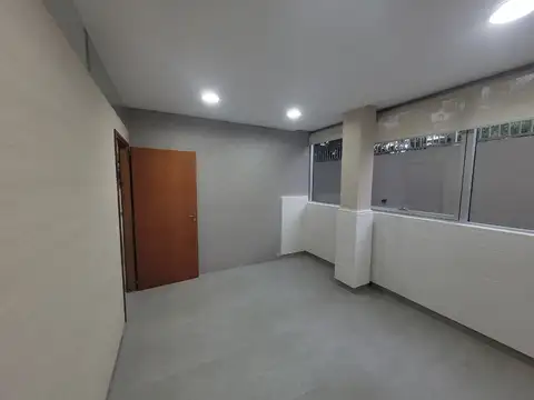 Oficina - Alquiler - Argentina, Ituzaingó - Presidente Peron 8900