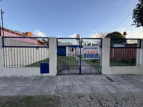 Casa 3 Ambientes En Parque San Martin