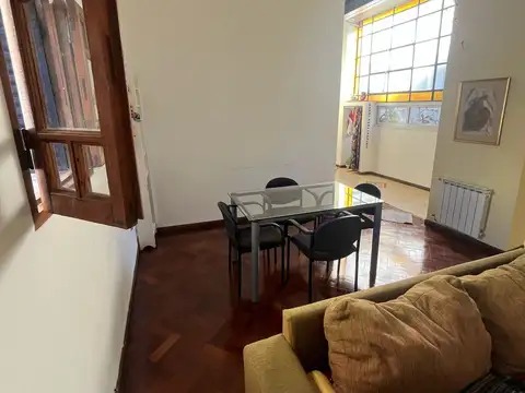 Depto Tipo Casa en Venta 60 años