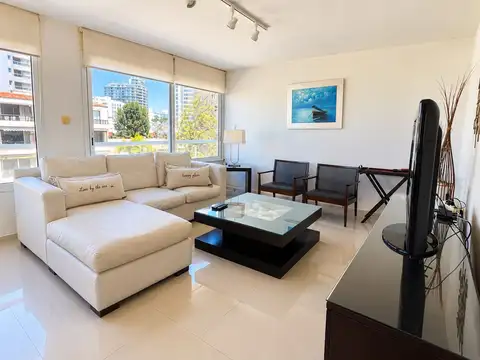 Departamento en Venta con 2 cocheras