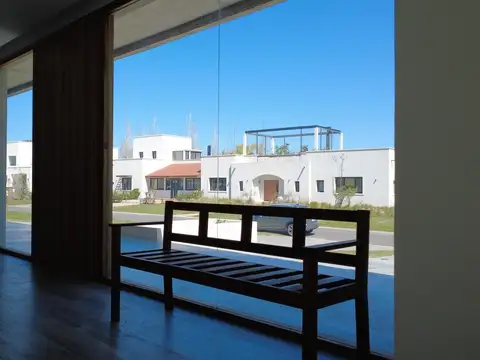 Casa en venta en Pilara. Pilar, 9 ambientes, GBA Norte