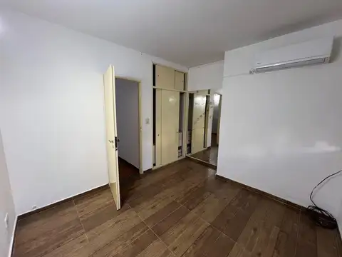 Alquiler Departamento de 2 ambientes con cochera en Wilde