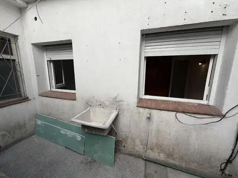 Depto Tipo Casa en Alquiler de 2 dormitorios
