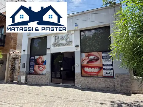 Alvear al 400 Local importante para oficina consultorios