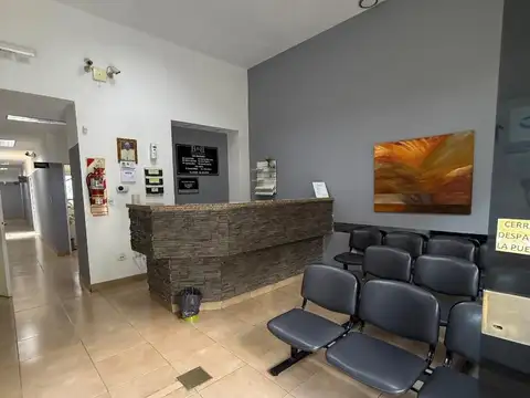 Local en Venta Via Pública