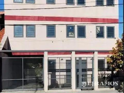 Edificio Comercial en  Venta frente a Unicenter
