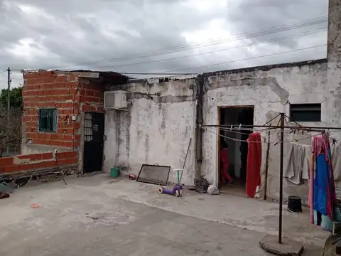 Casa en Venta en Berazategui Oeste, USD 65.700