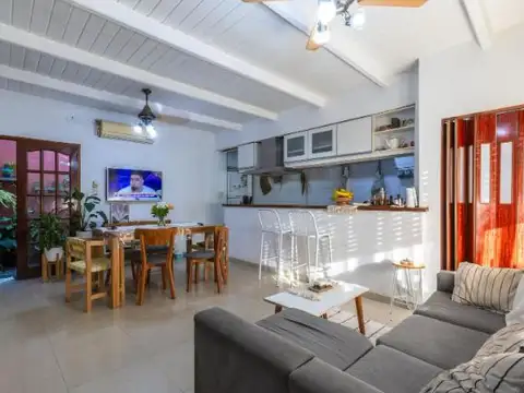 Casa de 5 dormitorios en venta,  Zona Sur - Rosario