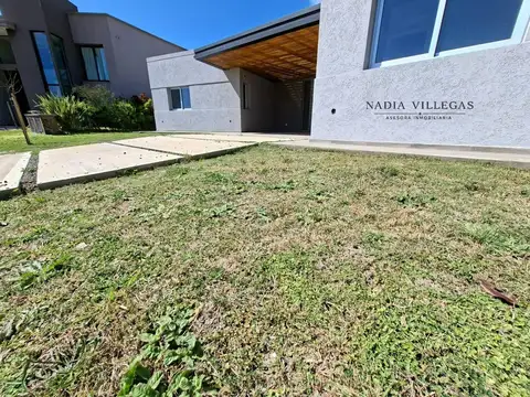 Casa A La Laguna En Venta San Sebastian Area 100