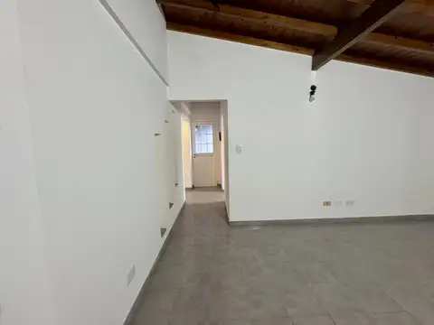 Depto Tipo Casa en Alquiler al Sur