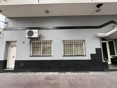 Depto Tipo Casa en Alquiler de 3 ambientes