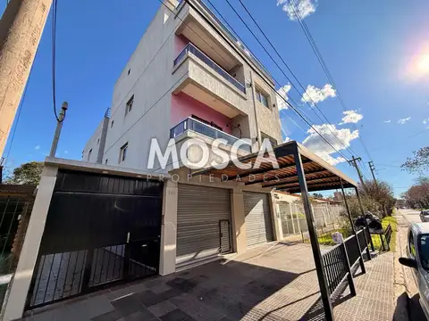 Molina Campos  al 100