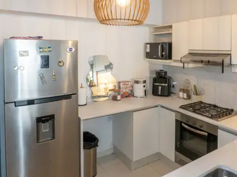 Departamento 6 ambientes con 2 baños