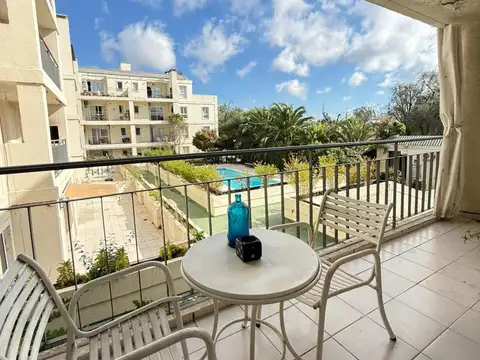 Departamento en el Sureño 2, 1 Dorm con Baño en suite y Cochera