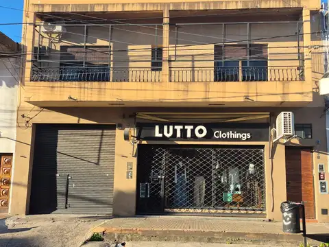 GALPON CON LOCAL Y CASA SOBRE AVENIDA