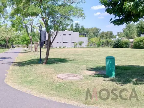 Terreno en Venta en La Cesarina, USD 93.000