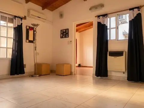 casa 8 amb cochera doble QUILMES