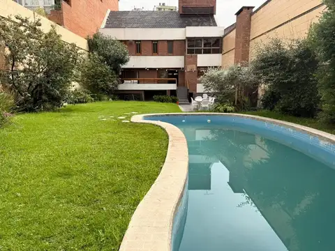 ALQUILER CASA COMERCIAL CON PARQUE