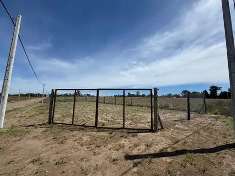 Terreno en Congreso esquina Nicanoff