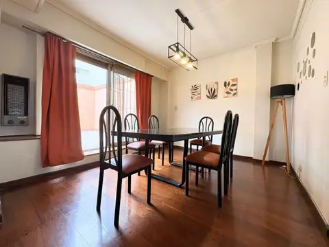 Depto Tipo Casa 4 ambientes con 2 baños