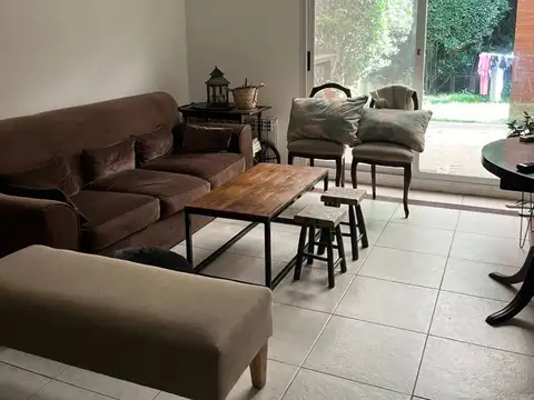 Departamento en Alquiler en Las Mercedes, $ 850.000