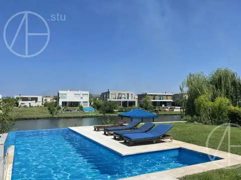 Casa en Alquiler al Este