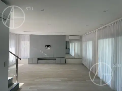 Casa en Alquiler de 3 dormitorios