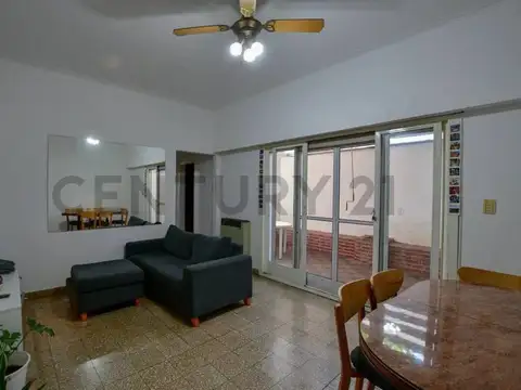 PH EN VENTA EN LA PLATA DE DOS DORMITORIOS