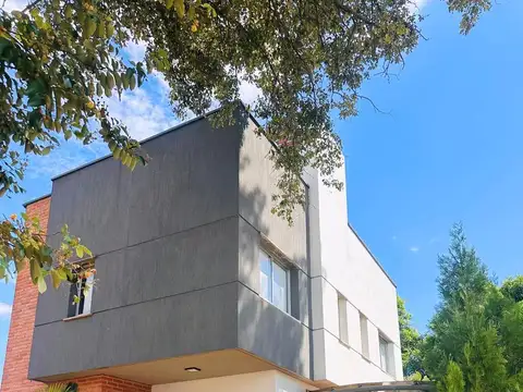 Duplex moderno en barrio privado. 3 Habitaciones