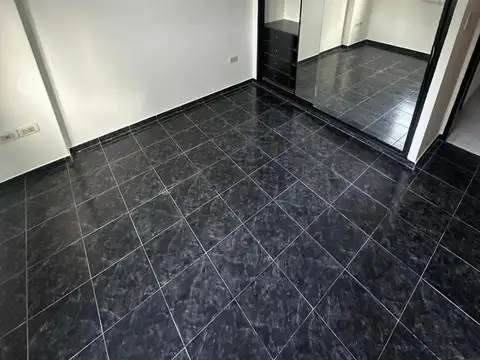 Departamento en Alquiler con 2 cocheras