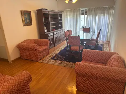 Departamento en Almagro 3 ambientes con lavadero, amplio patio de uso exclusivo