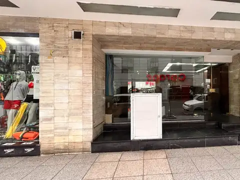 Venta monoambiente al frente zona plaza colon