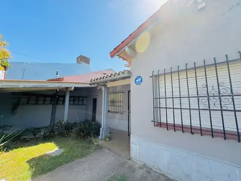 CASA 3 DORMITORIOS CON JARDIN Y COCH EN BOULOGNE