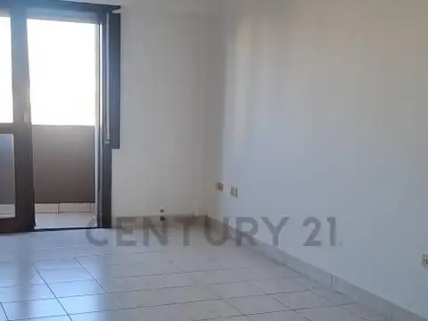 Oficina 4 ambientes con 1 baño