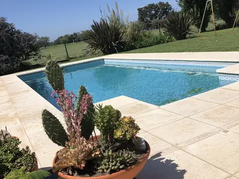 Casa 7 ambientes con 4 baños