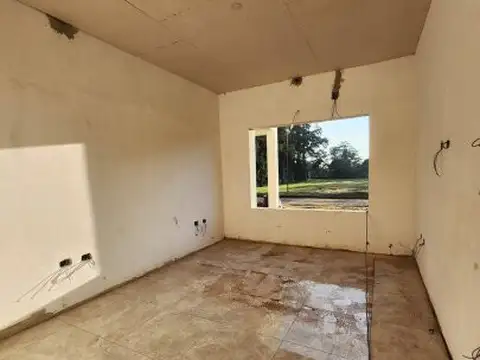 Casa en Obra Avanzada en Altos de Luján, Luján en Venta