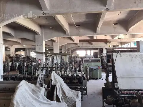 Galpon en Venta 24  mts Frente