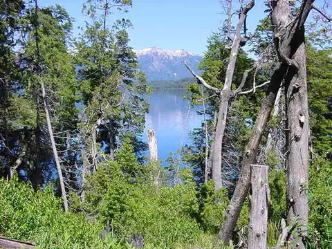 Fraccion 3 has sobre la costa del nahuel Huapi