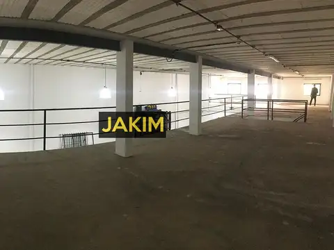 Galpon en Alquiler 21,70  mts Fondo