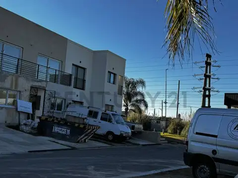 VENTA Casa a estrenar en Barrio: Vicente Federico I - SOURIGUES BERAZATEGUI