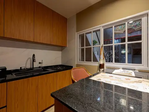 VENTA CASA INTERNA DE DISEÑADOR RECICLADA COMPLETA