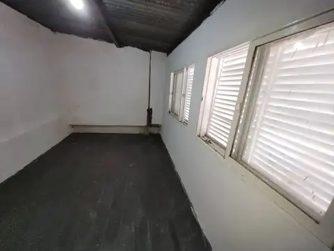 Depto Tipo Casa en Venta en Lanús Oeste, USD 62.000