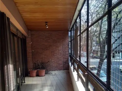 Departamento 4 ambientes con 3 baños