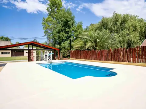 Casa y lote, en Barrio CUBE en Venta